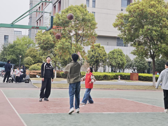 1743562265640183.png image.png