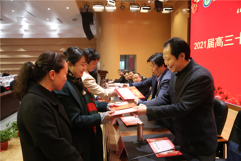 1617356686344211.jpg W11A2592.jpg